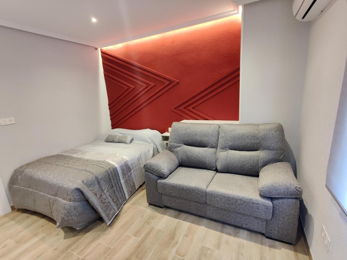 Duerme A Gusto - Tu Habitacion Acogedora En Torredonjimeno 外观 照片