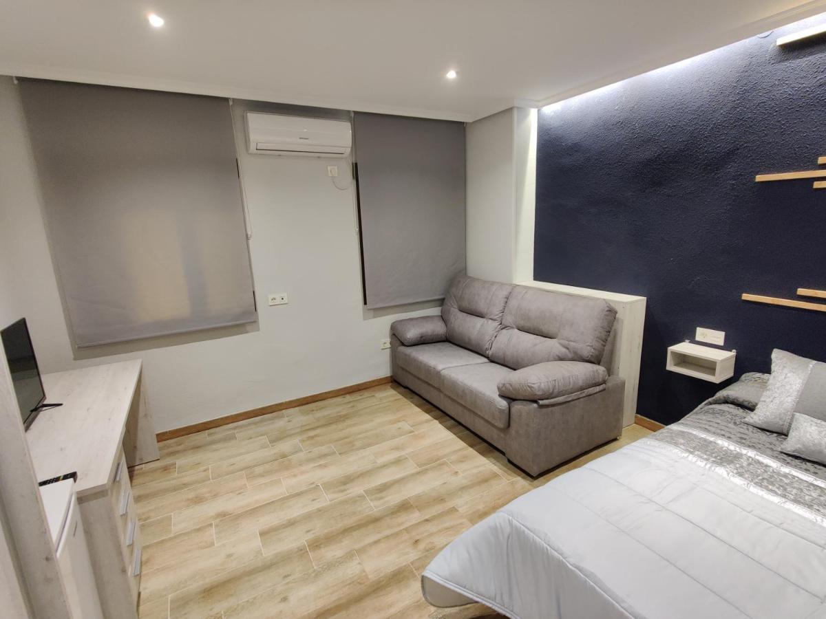 Duerme A Gusto - Tu Habitacion Acogedora En Torredonjimeno 外观 照片
