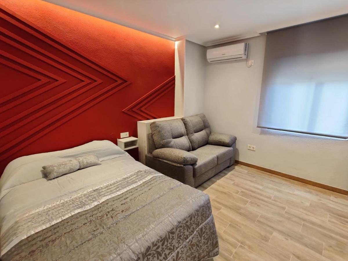 Duerme A Gusto - Tu Habitacion Acogedora En Torredonjimeno 外观 照片